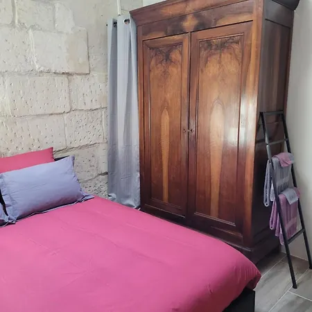 L'atypique Des Arenes Apartment