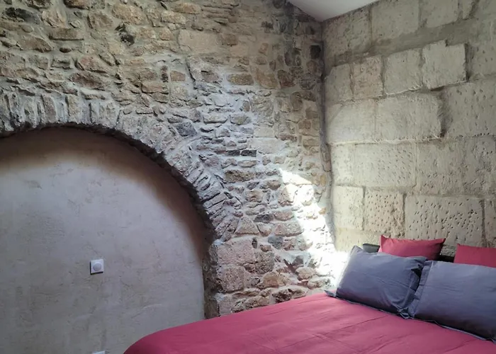 Διαμέρισμα L'atypique Des Arenes, Loft D'artiste *
