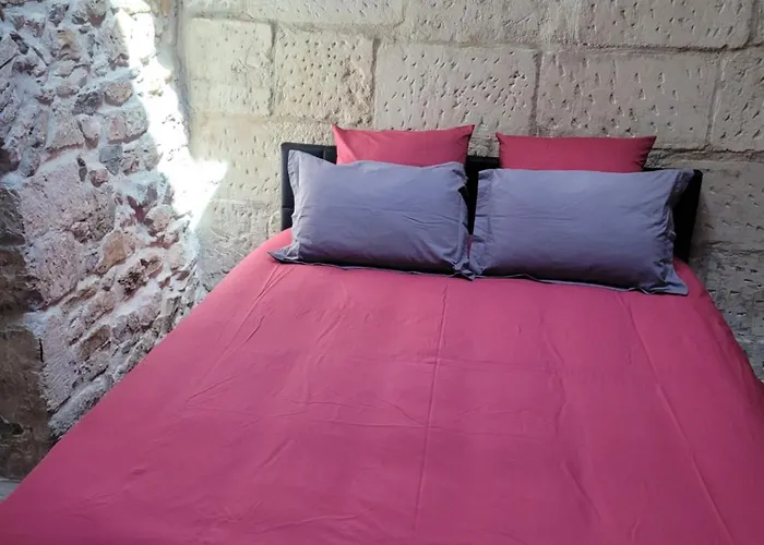 Διαμέρισμα L'atypique Des Arenes, Loft D'artiste