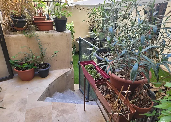 Διαμέρισμα L'atypique Des Arenes, Loft D'artiste *