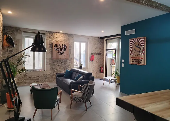 L'atypique Des Arenes, Loft D'artiste *